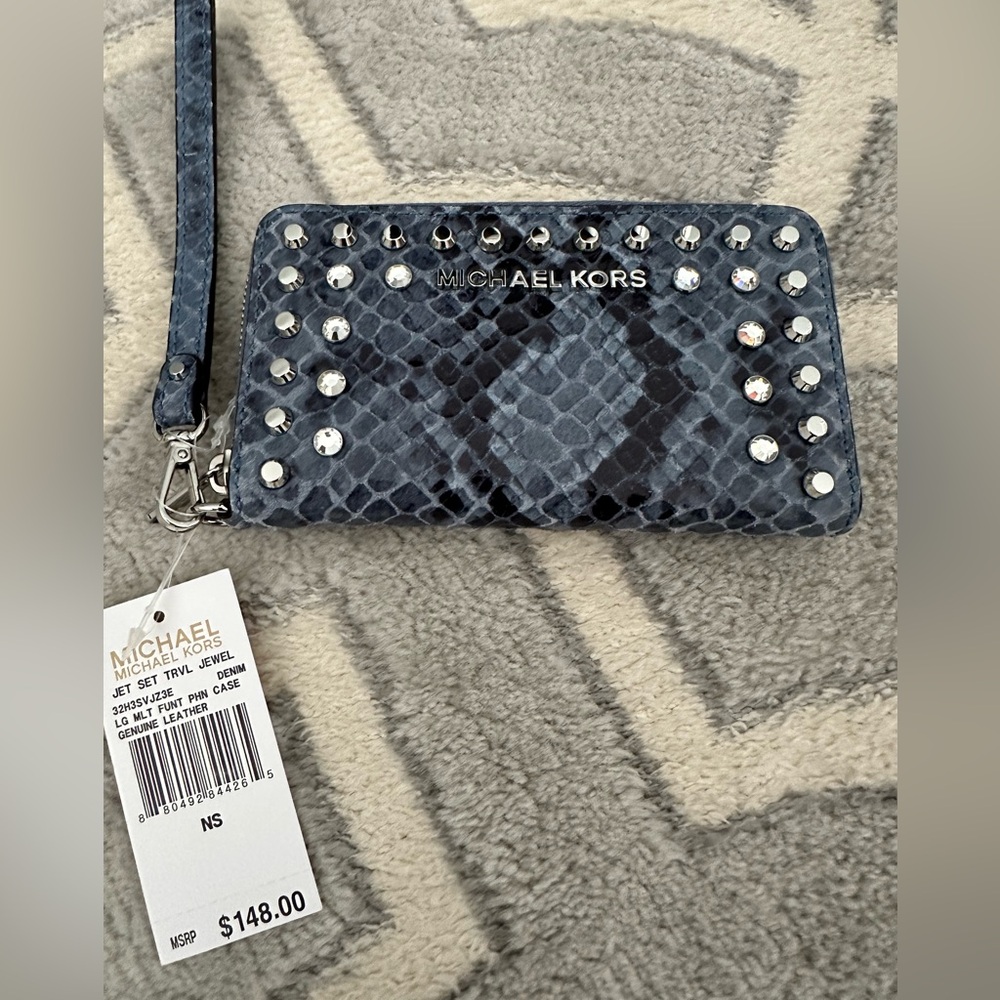 Michael Kors wristlet